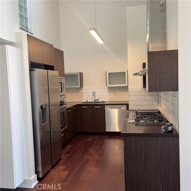 Building Photo - 600 Ridgeley Dr