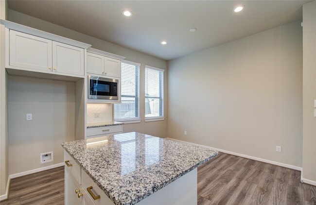 Building Photo - 4622 Ana Ridge Ln