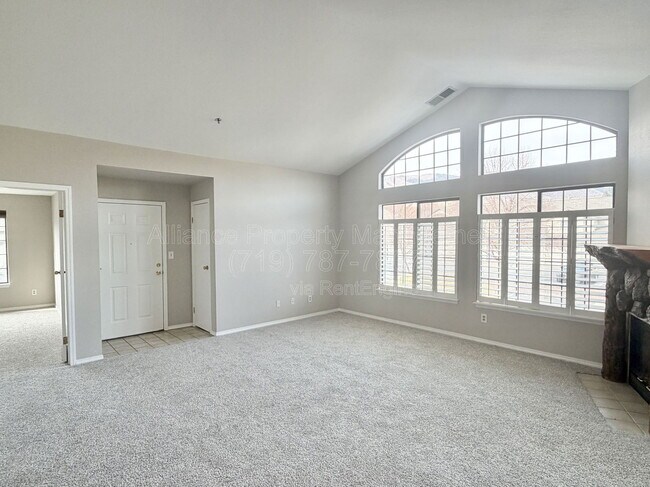 Building Photo - 2117 Denton Grove