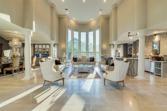 Building Photo - 702 Windbreak Trail