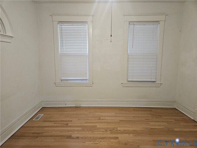 Building Photo - 4 N Harrison St