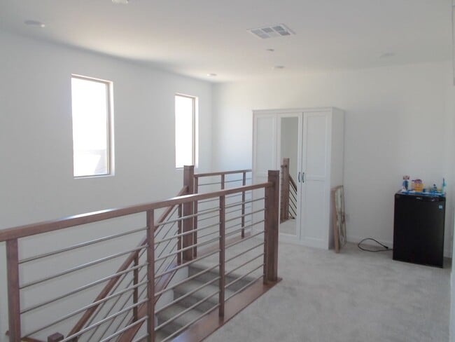 Building Photo - 3360 Santa Verdiana St