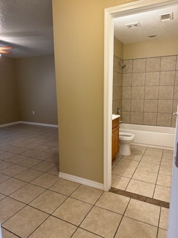 Building Photo - 703 Ave C S