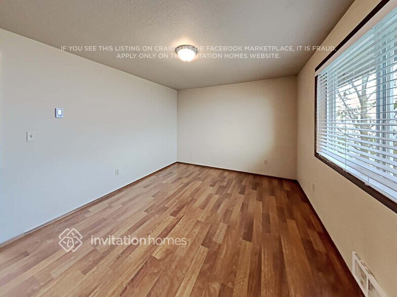 Building Photo - 16412 106th St Ct E