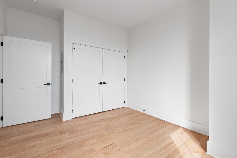 Building Photo - 31 Hope St