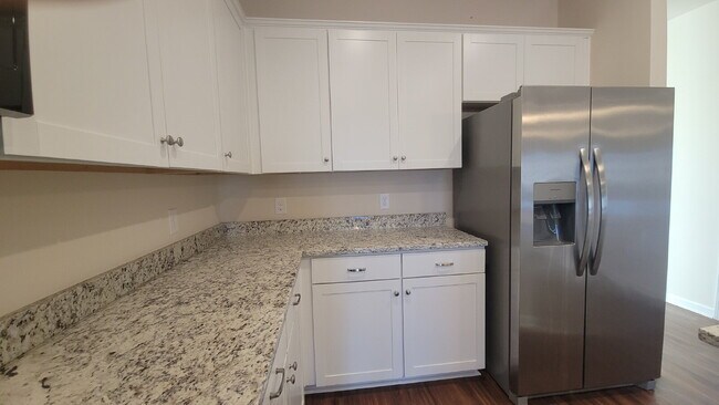 Building Photo - Coming soon!!!  "Charming 3-Bed Oasis with Granite Elegance in Harvest – 1,501 Sq Ft of Comfort!"