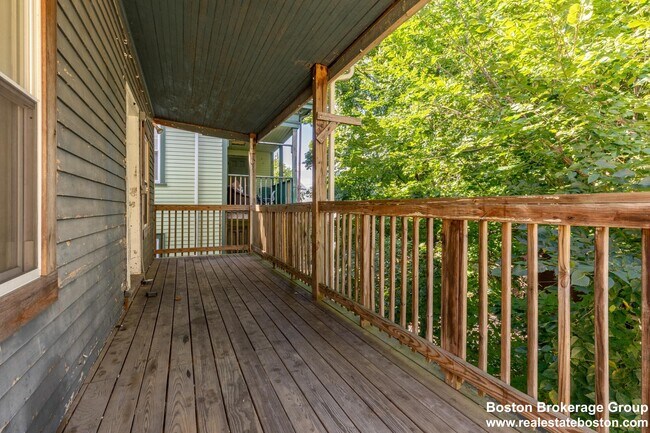 Building Photo - 59-61 Hillside St. Unit 3