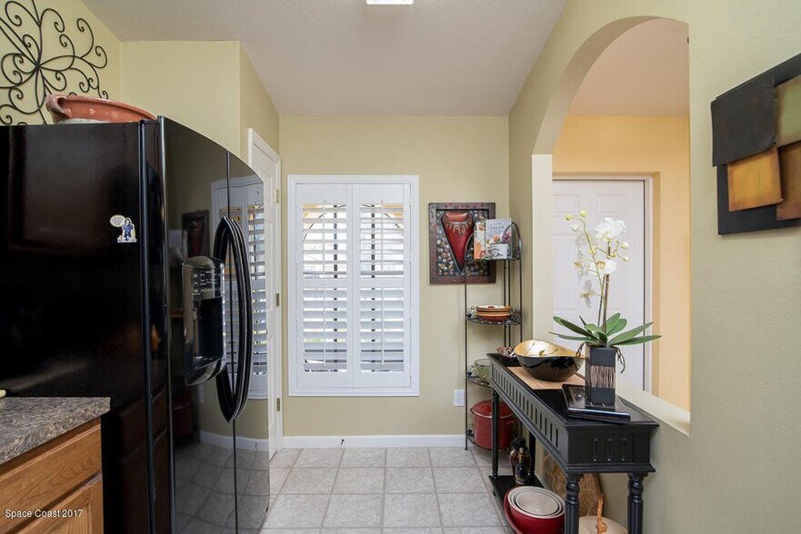 Kitchen - 4590 Radiant Way