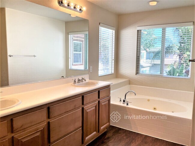 Building Photo - 37201 Galileo Ln