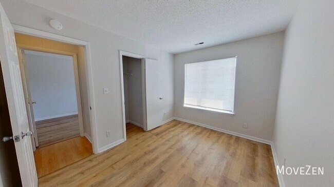 Building Photo - 9515 University Terrace Dr