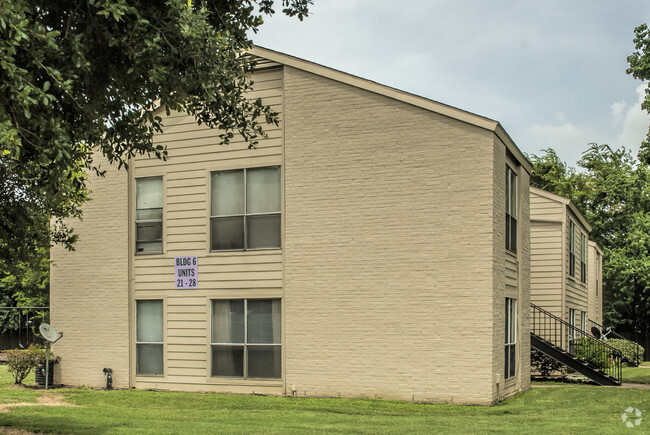 Primary Photo - Willow Springs Apartments