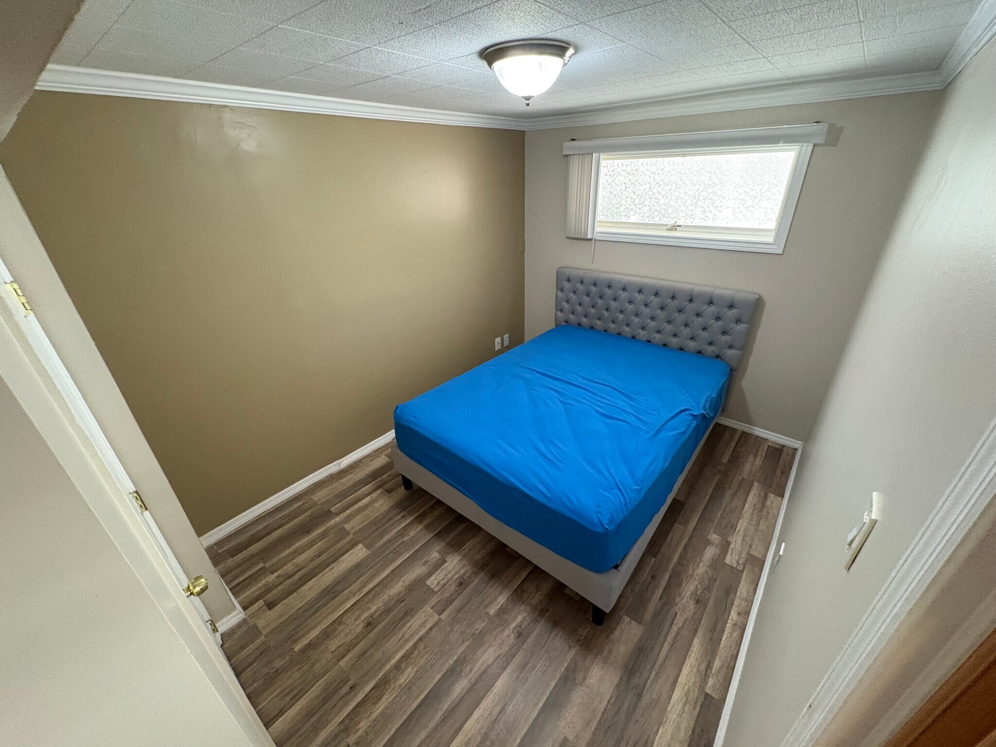 Building Photo - 318 Claremont Ave