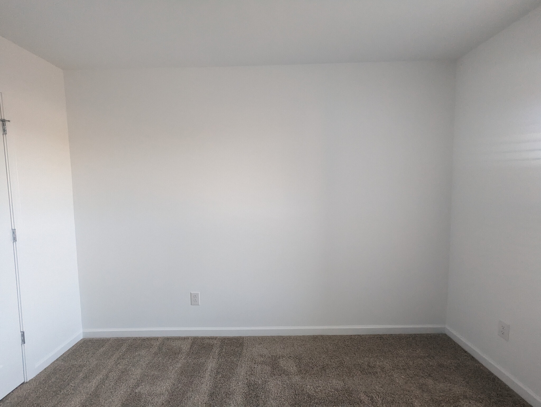 Building Photo - Room in Townhome on Leading St