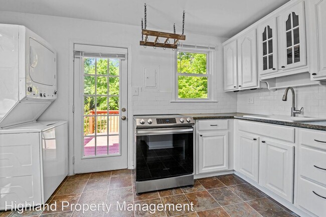 Building Photo - 2 br, 1 bath House - 1201 Brookside Dr.