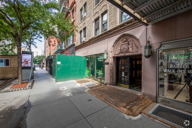 49 W 72nd St New York, NY 10023 Upper West Side MF - The Parkway