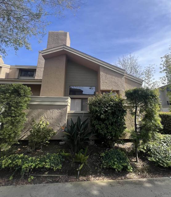 Building Photo - 3230 Caminito Eastbluff