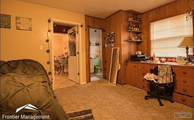 Building Photo - 4 Bedroom Home with Amazing Features Avail...