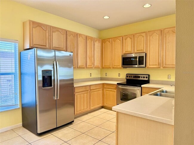 Building Photo - 16752 Cedar Crest Dr