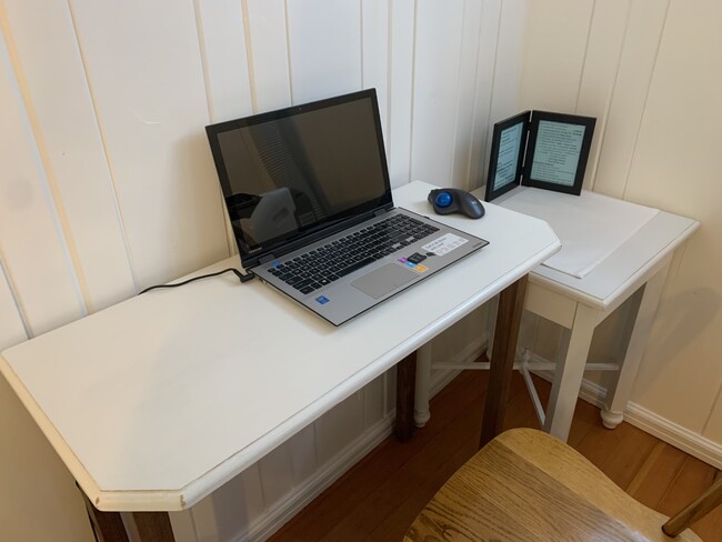 Desk for your Computer - 1835 E 19th St