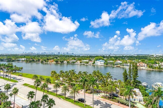 Building Photo - 5401 Collins Ave