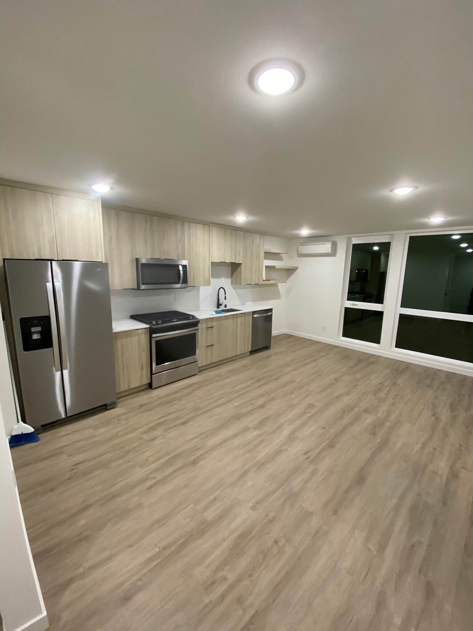 Building Photo - 2609 S Judkins St