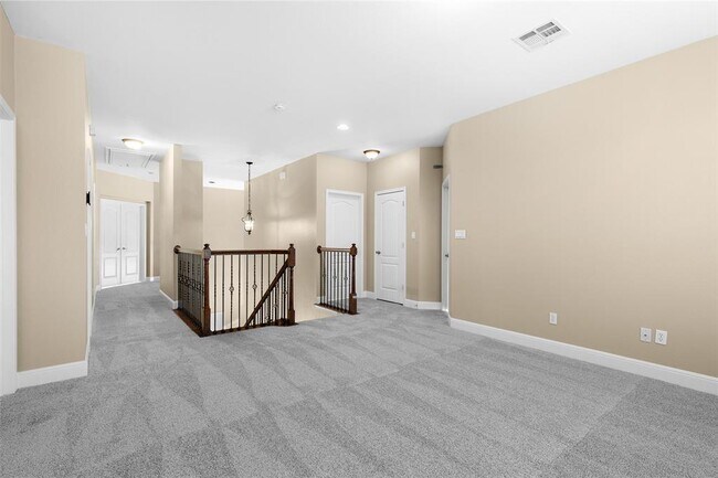 Building Photo - 3001 Lombardi Way