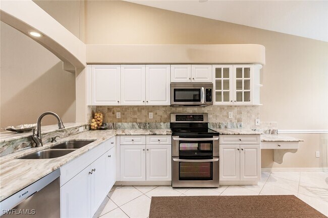 Building Photo - 8440 Ibis Cove Cir