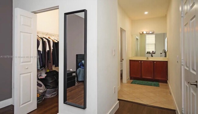 Building Photo - 4300 SW 164th Path