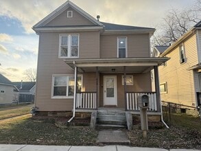 Building Photo - 429 Maple Ave