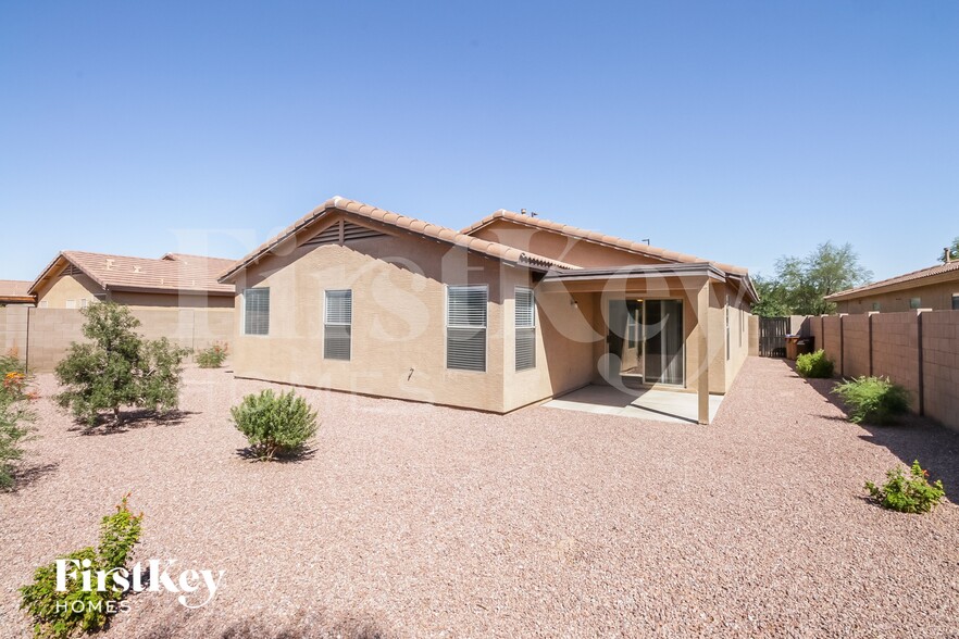 Building Photo - 33140 N Cat Hills Ave