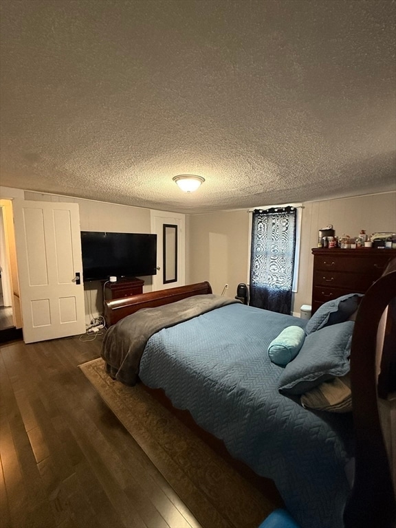 Building Photo - 86 Oak St