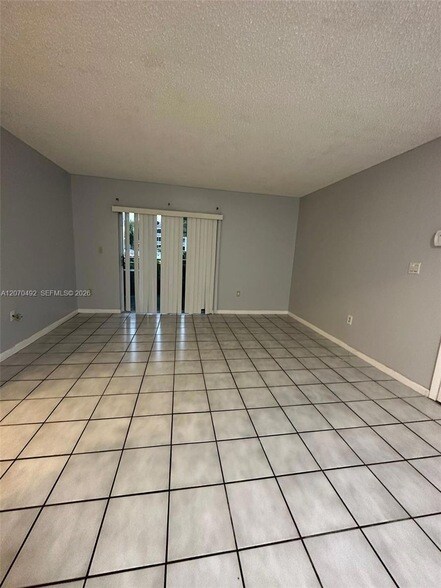 Building Photo - 8600 SW 212th St