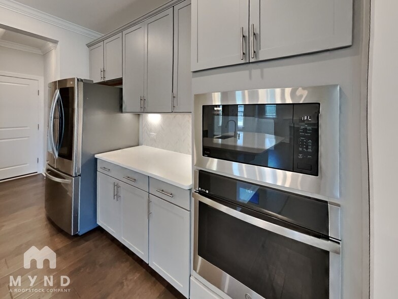 Building Photo - 8451 Seawell School Rd