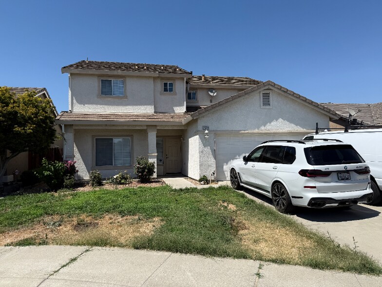 Building Photo - 2509 Vienna Ct