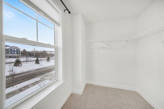 Building Photo - 3105 Millbury Ln