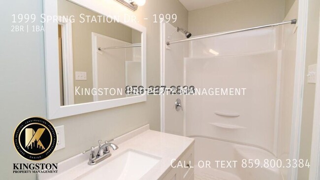 Building Photo - Spacious 2 Bedroom 1 Bathroom!! Now Availa...