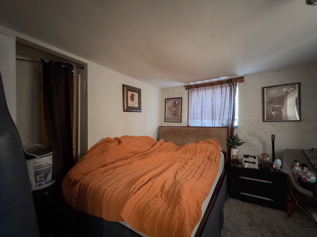 Building Photo - 3701 N Racine Ave