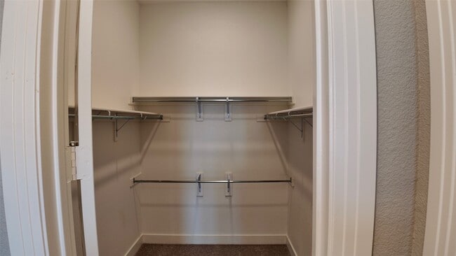 Building Photo - 512 Brockwell Bend