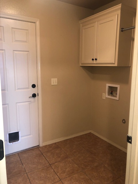 Building Photo - 4 bedroom in Tradewinds