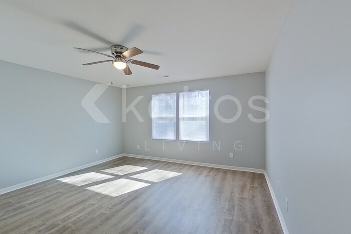 Building Photo - 2639 Provence Dr SE