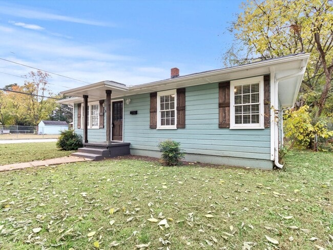 Building Photo - Fully Remodeled Corner-Lot Home Just Minutes from RSA & I-565!