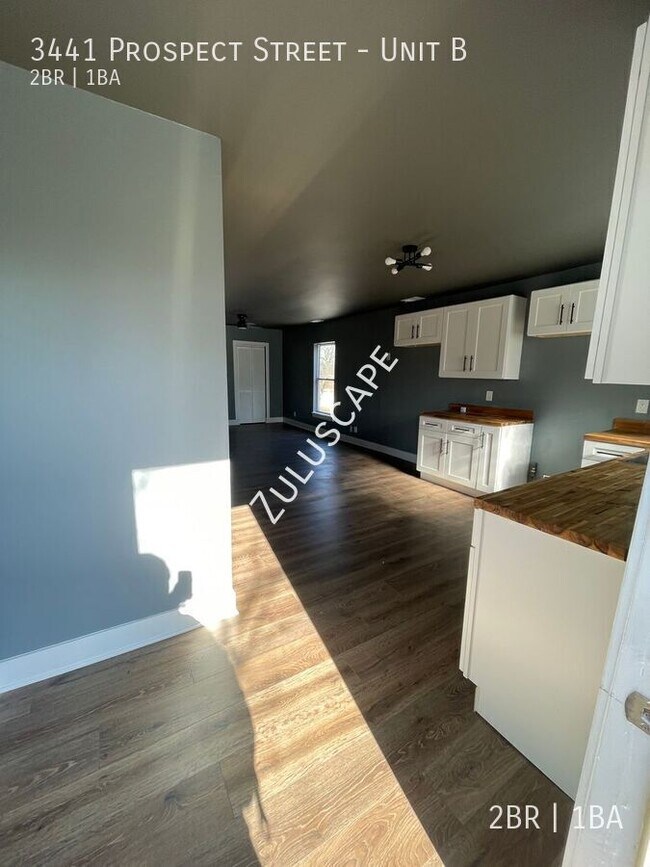 Building Photo - 3441 Prospect St