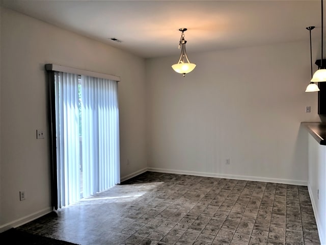 Building Photo - 305 Switchback Street