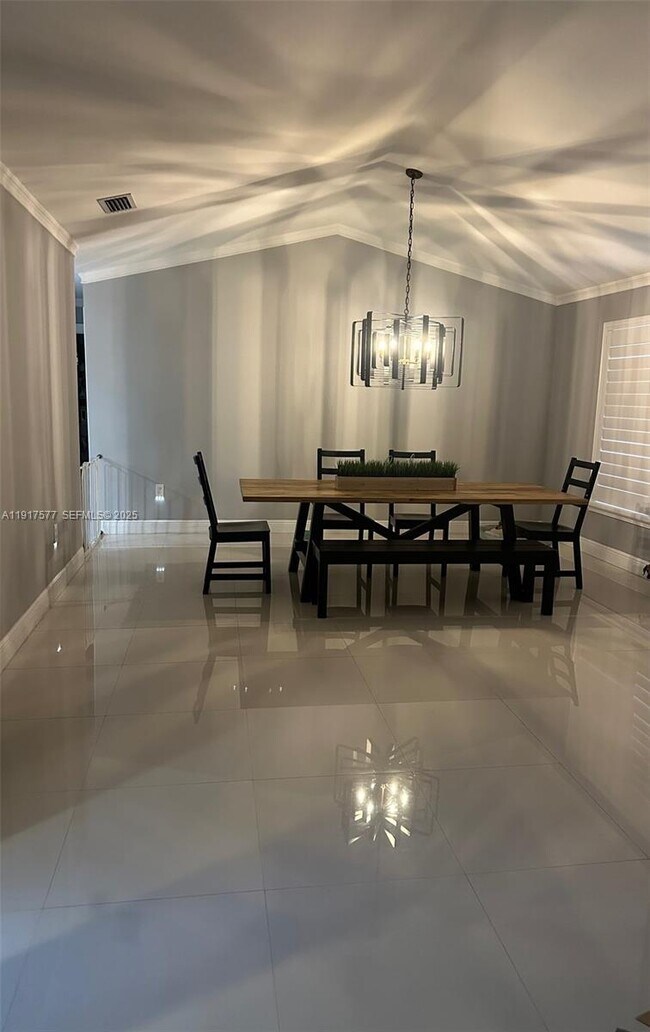 Building Photo - 15845 SW 153rd Ave