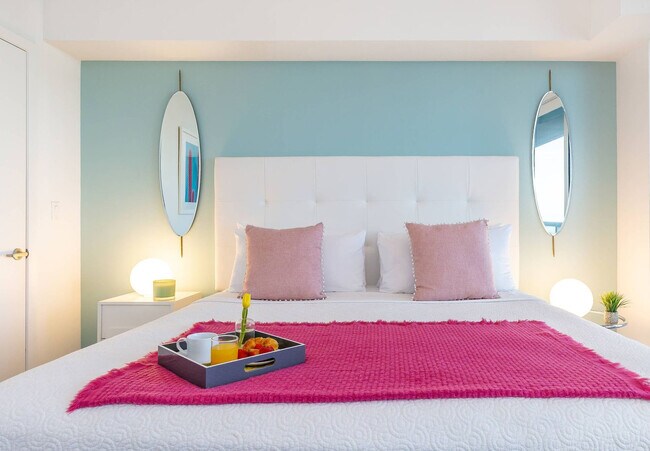 Building Photo - 485 Brickell Ave