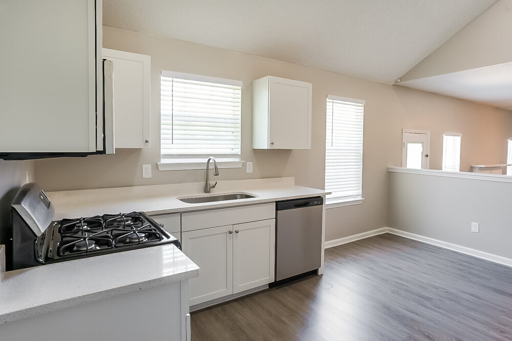 Building Photo - 6926 Silver Grass Ct