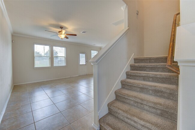 Building Photo - 6442 Haywards Crossing S Cir