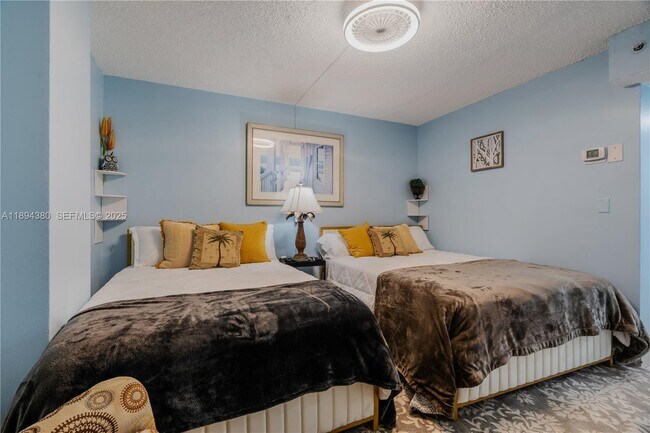 Building Photo - 19201 Collins Ave