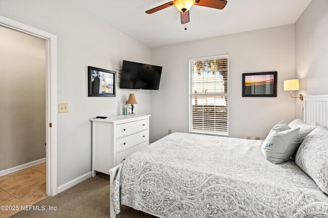 Building Photo - 225 Atlantis Cir