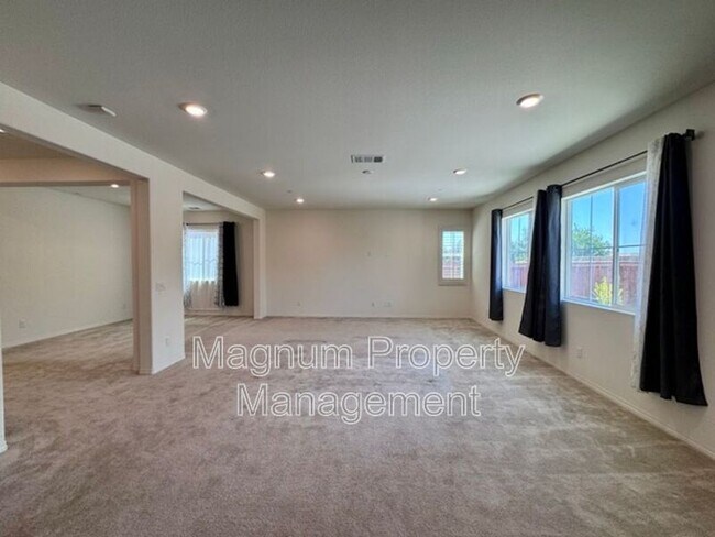 Building Photo - 29357 Caravel Dr